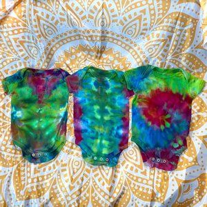 Adorable Trio of Hand-Dyed Onesies: (2)0-3 month &(1)3-6 month! Burt's Bee's